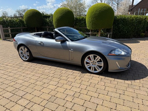 2010 JAGUAR 5.0 XKR CONVERTIBLE GREY/NAVY/BLACK 54K MLS FSH HIGH SPEC CAR - Picture 18 of 22