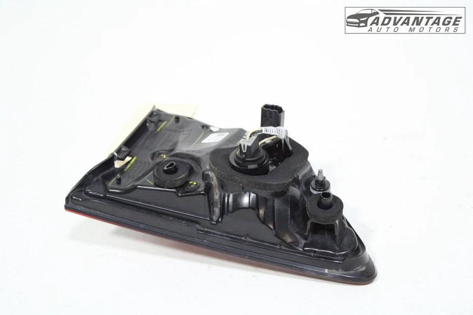 Chevrolet Blazer 2019-2022 luz trasera izquierda interior luz de señal OEM Foto 4 de 4