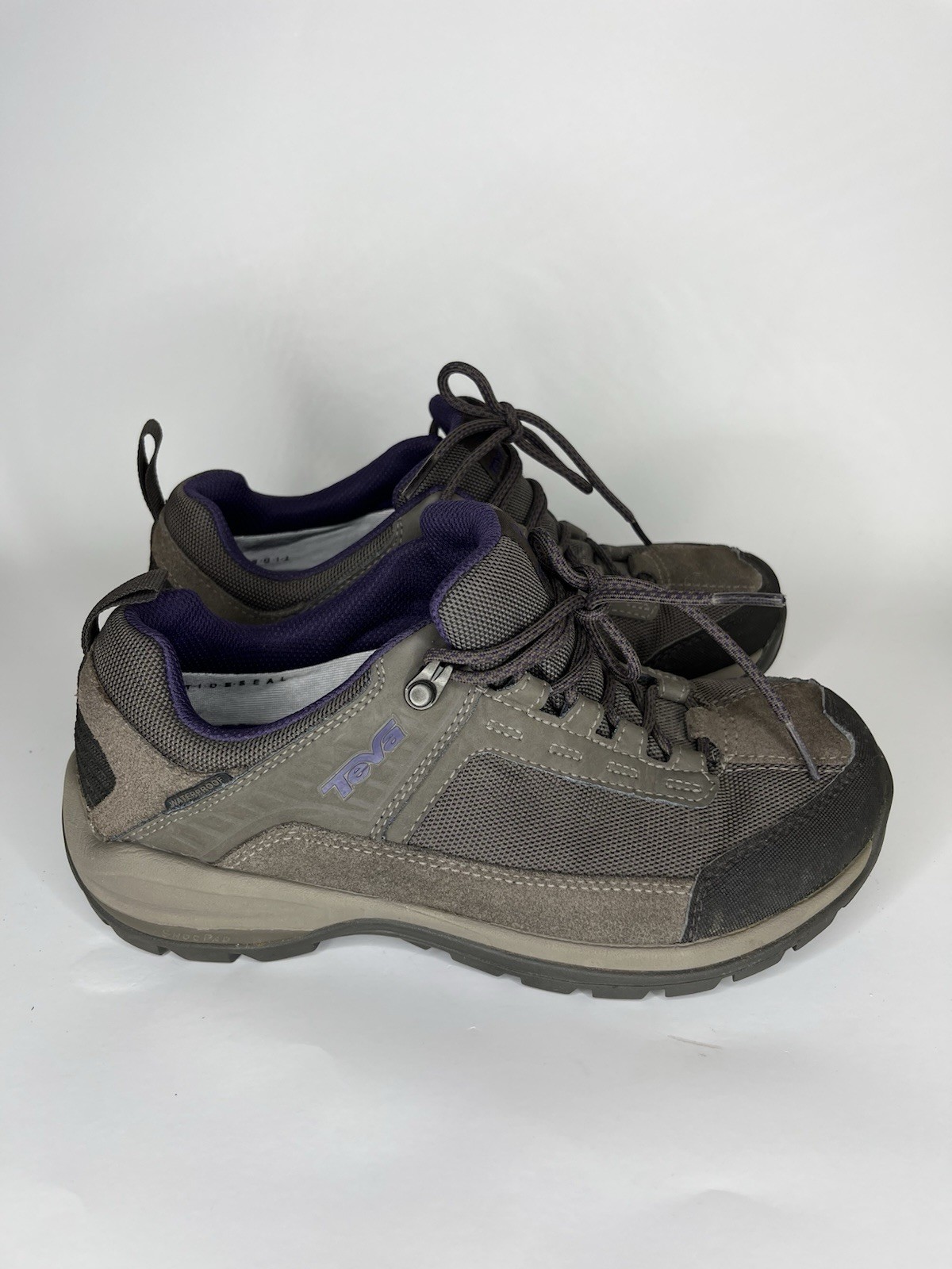 Teva Hiking Walking Shoes Lace Up Women Size US Black