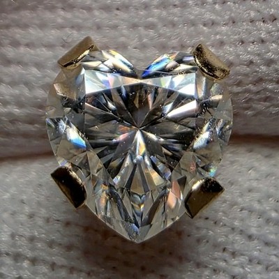 5mm Heart Moissanite Stud Earrings 14k Solid Yellow Gold 1.0CTW GRA