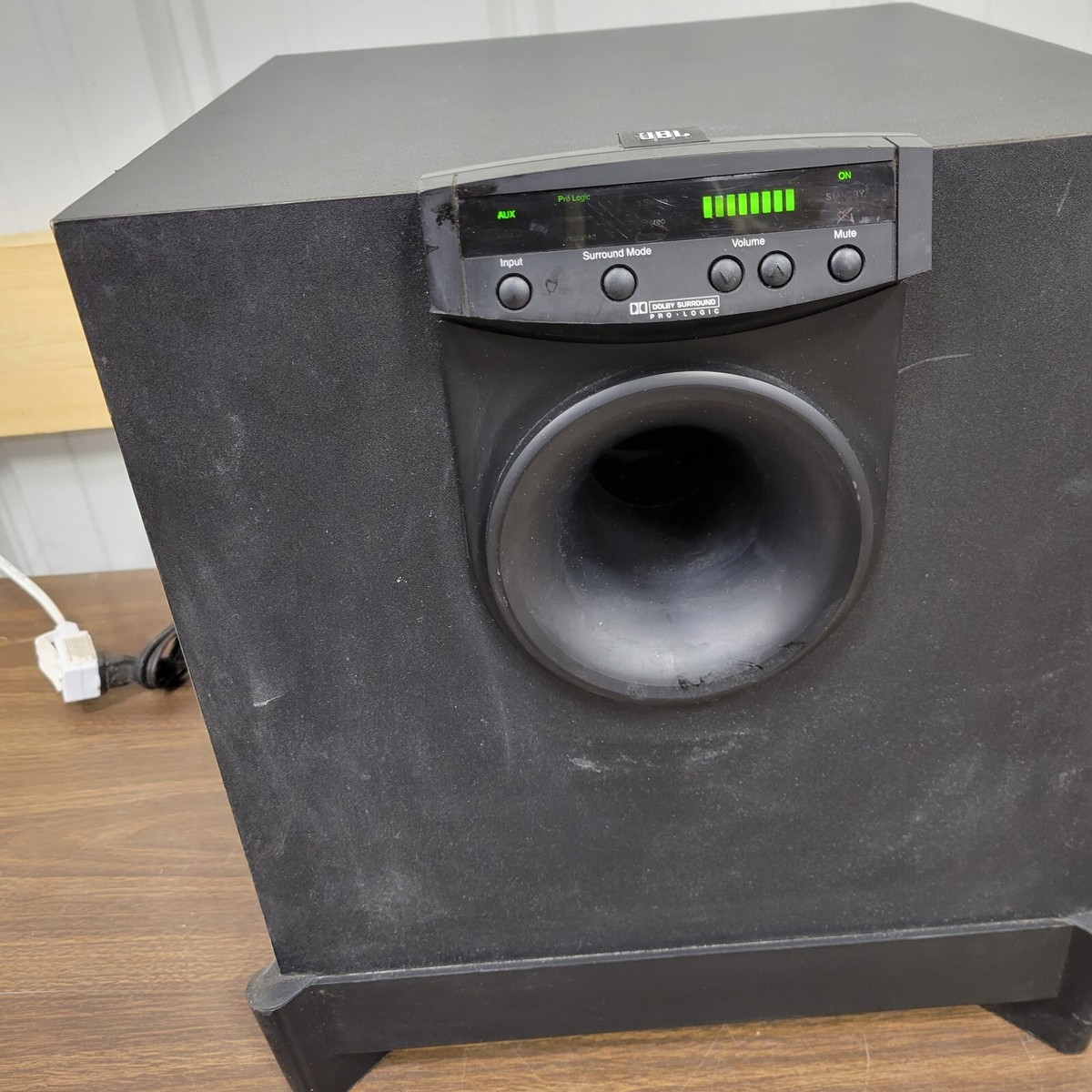 【美品】JBL ウーファー アンプ内蔵 Simply Cinema SUB300 JBL SUB300 Simply Cinema Dolby Subwoofer TESTED and CRANKS!!!! WOW