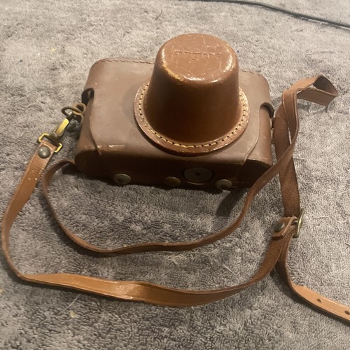 1950 Argus C-four Vintage camera Cintar 50mm f/2.8 lens / Leather case - Picture 8 of 10