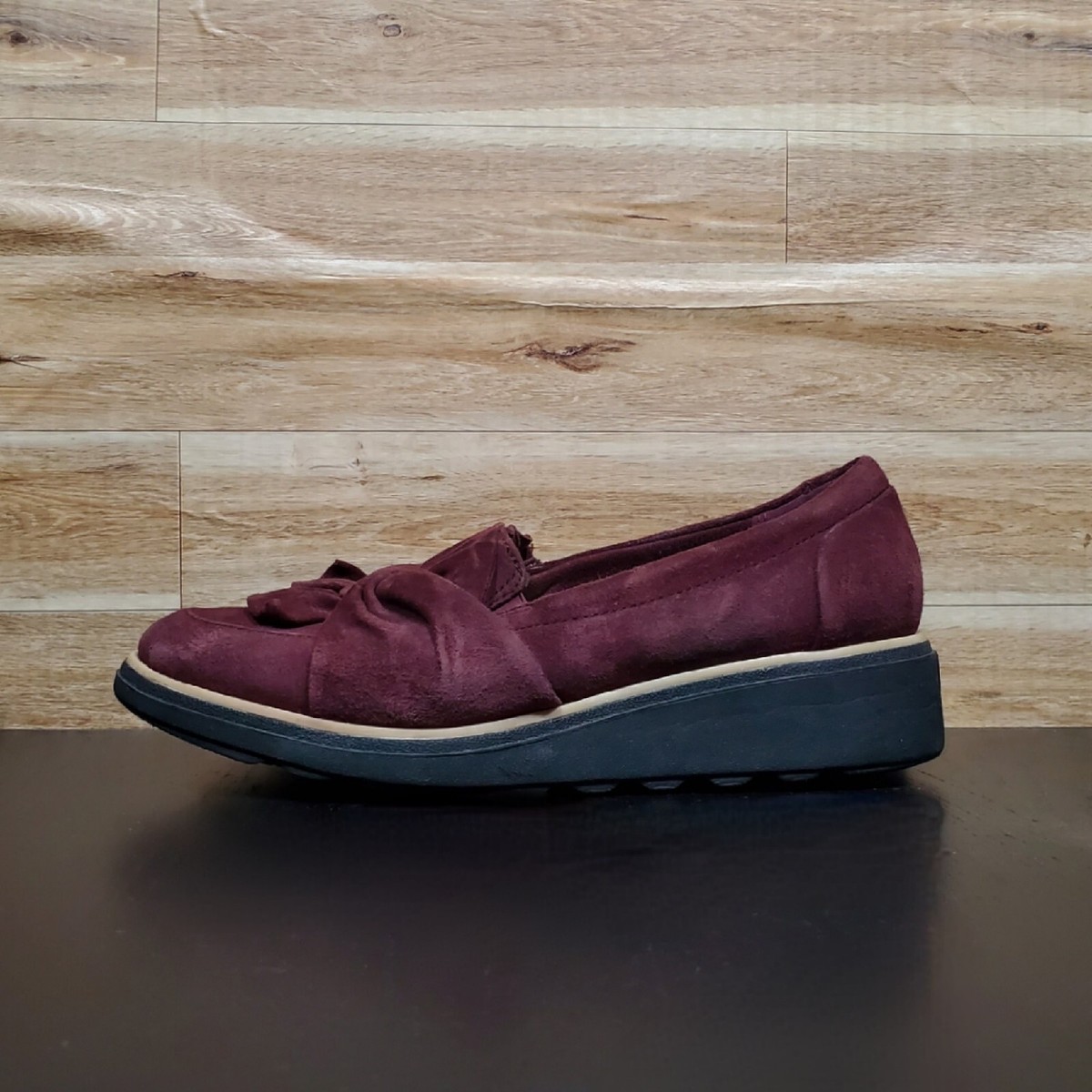 Clarks Sharon Dasher Loafers Burgundy Suede Slip On Shoes Women's Size