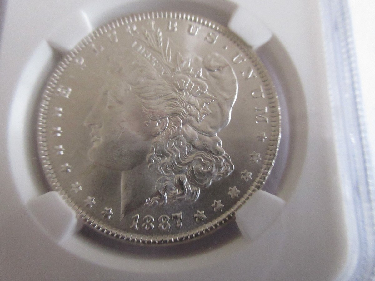 力道山500体限定フィギア シリアルナンバー197番 1887 Morgan Silver Dollar , NGC , MS 65 , Olathe Dollar Hoard