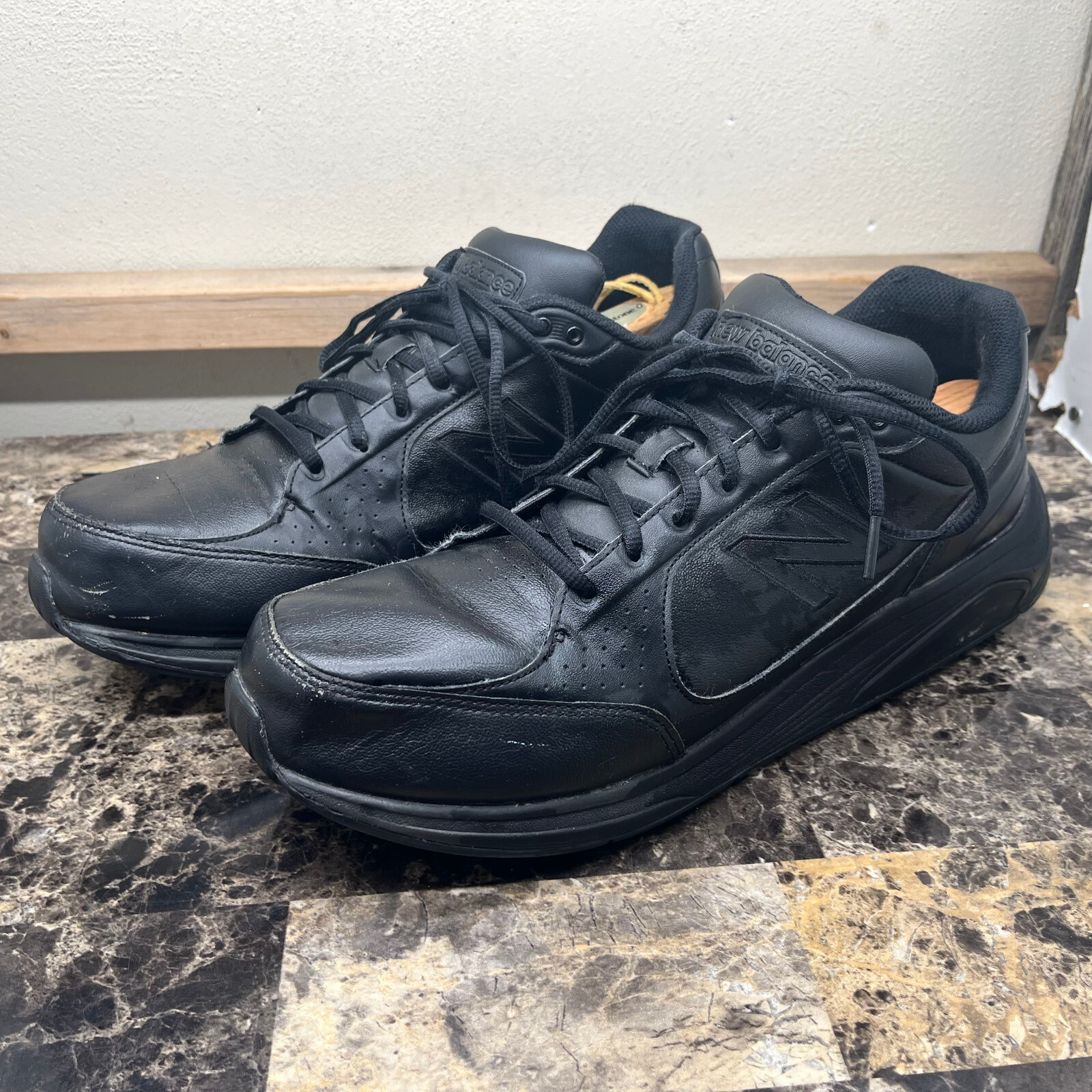 new balance mw928bk