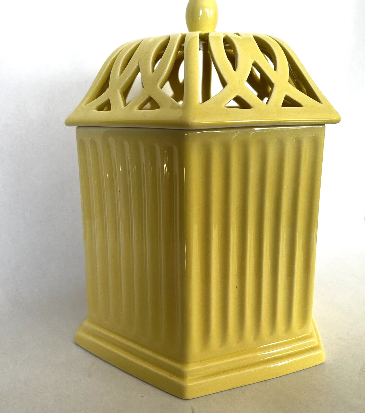 Yellow Ceramic Cookie Canister w/Reticulated Lid 10" Tall Vintage Mint N600