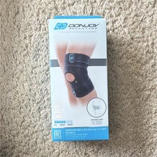 DonJoy Advantage Comfort Knee Sleeve Compression Adjustable Support Medium Black