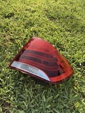 2012 2013 2014 2015 BMW X1 TAILLIGHT Right SIDE OEM