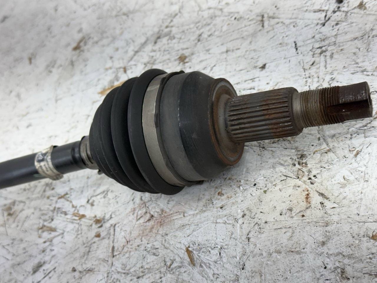 Maserati Ghibli 2014-2022 FRONT+RIGHT Axle shaft