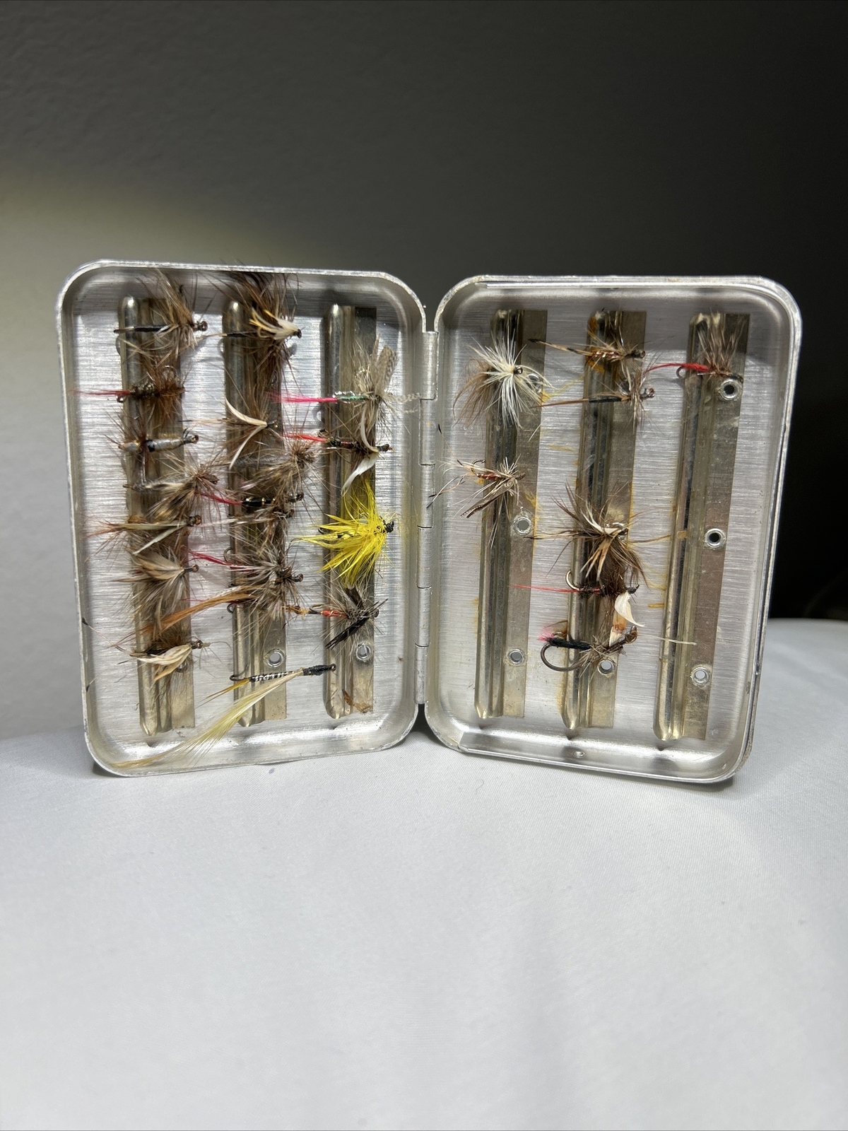 Vintage Perrine 66 Aluminum Fly Fishing Fly Tackle Box Includes 28