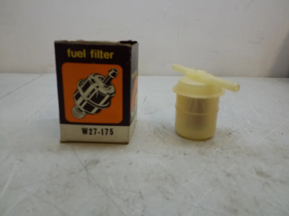 Filtro de combustible W27-175 Worldparts hecho en Japón 043-0807 filtro de combustible Foto 2 de 4