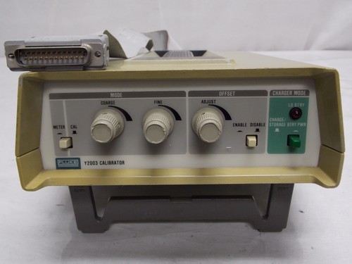 FLUKE Y2003 CALIBRATOR STANDARD - Picture 1 of 6