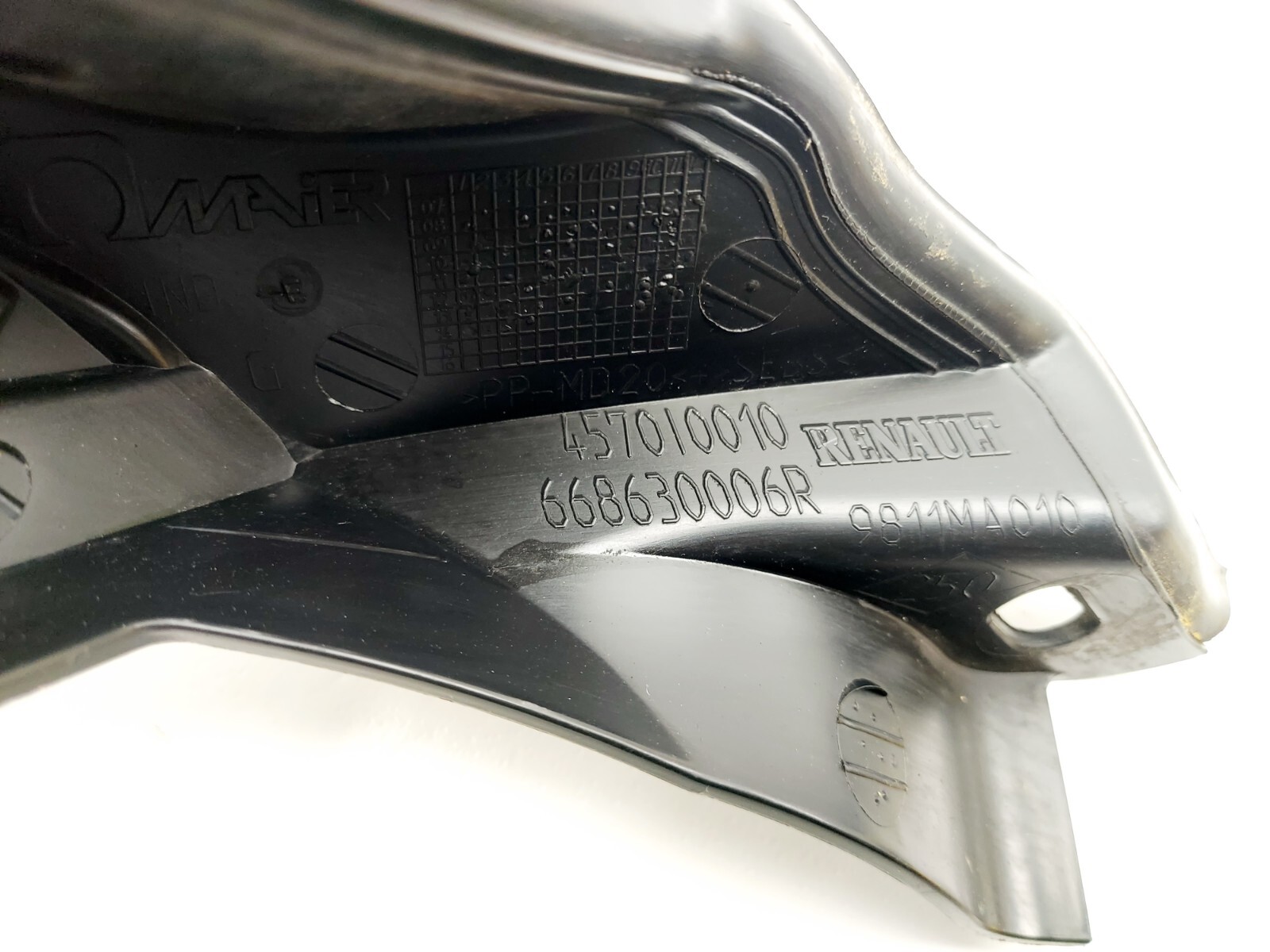 Renault MEGANE III 2011 Left Wiper Trim 668630006R Mat9695 for  