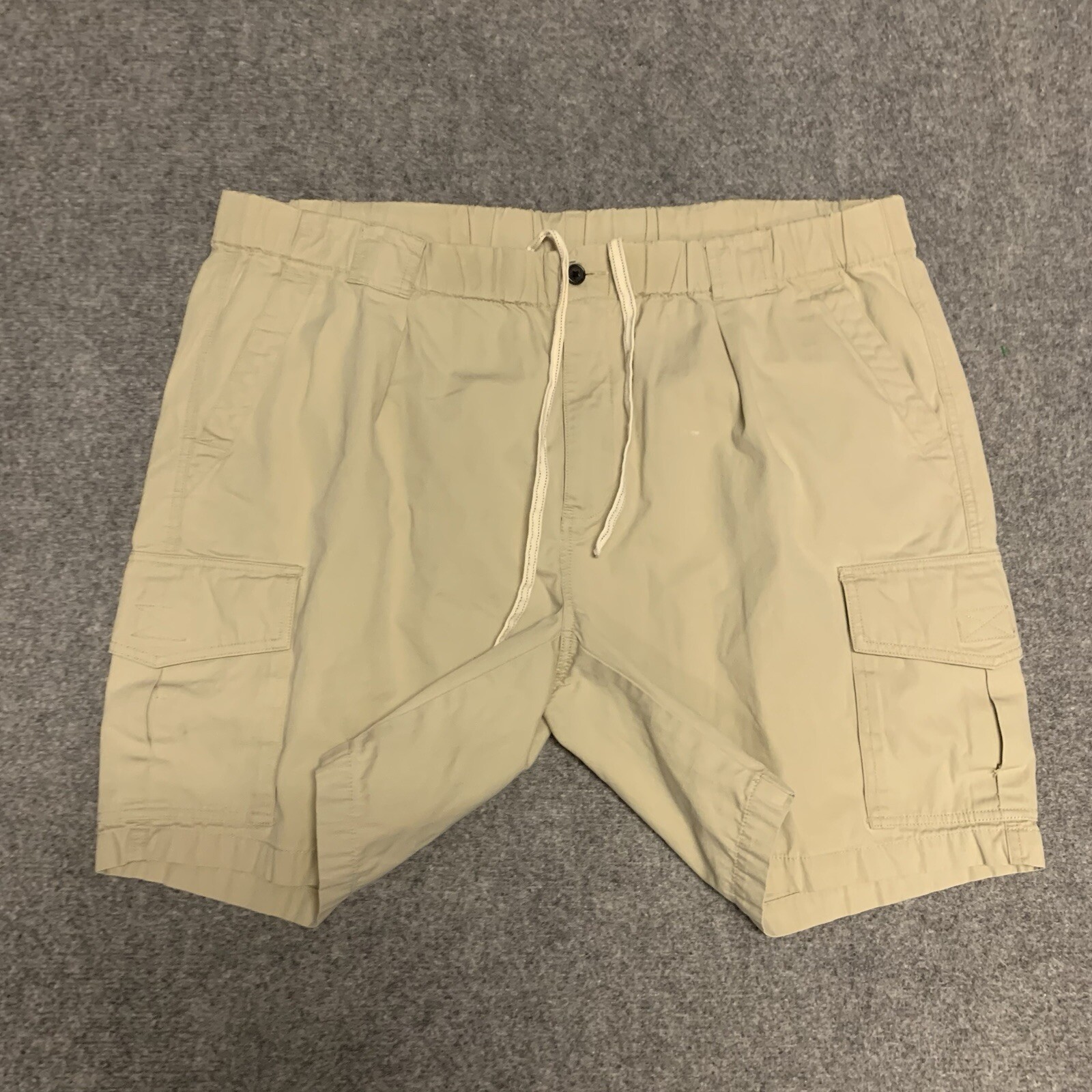 Tommy Bahama Mens XL Relax Cargo Shorts with Drawstring Cotton Elastic Waist