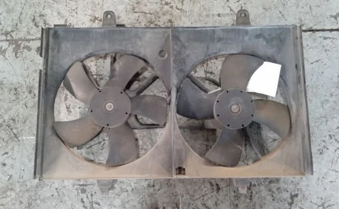 Conjunto de ventilador eléctrico Nissan Murano 2003-2007 Foto 3 de 3