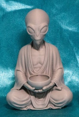 5'' Alien Buddha Figurine - 3D Printed Meditating Zen Alien Statue - Sci-Fi Decor