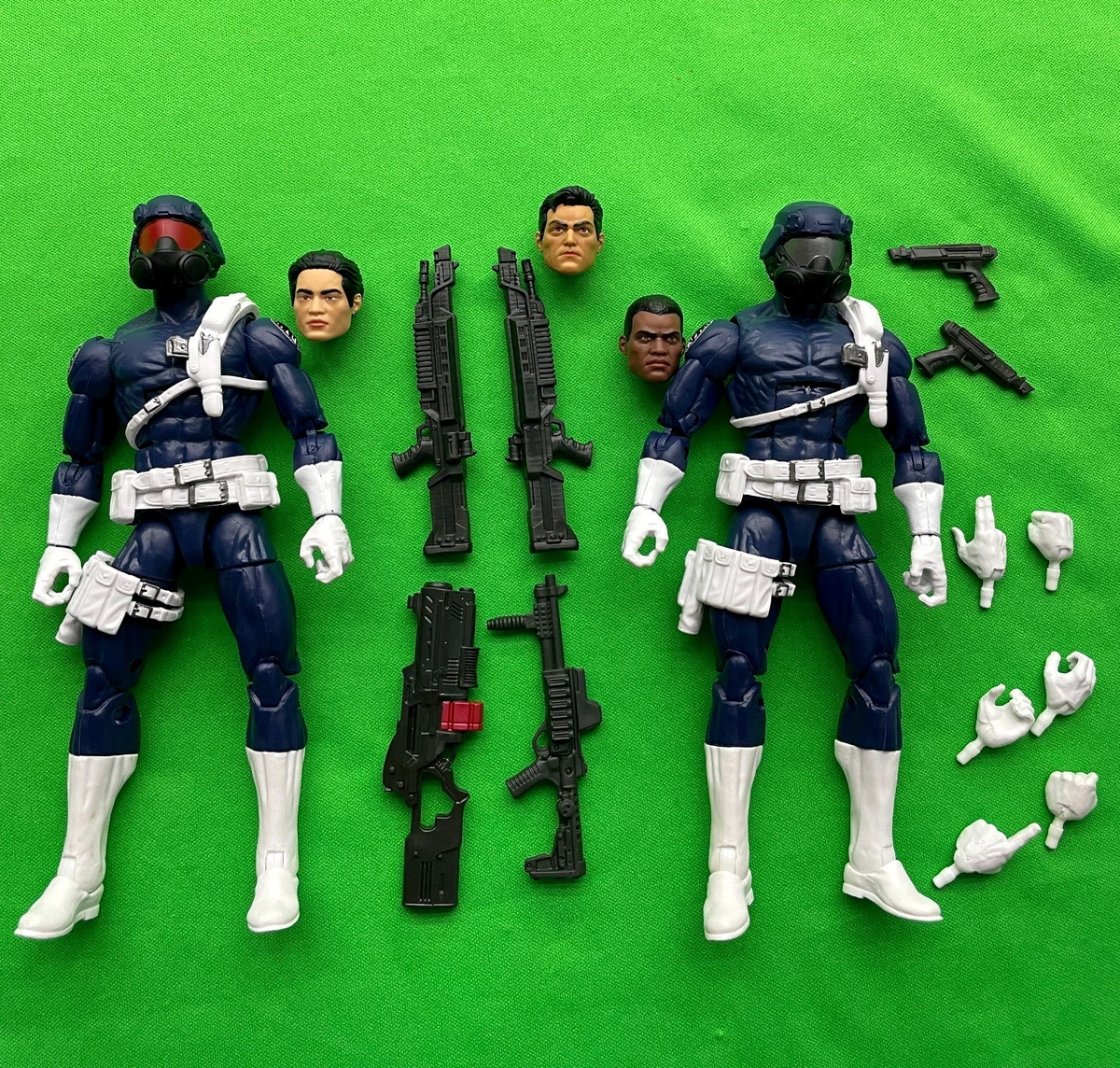 Hasbro Marvel Universe Shield Comic Book Heroes Action Figures for