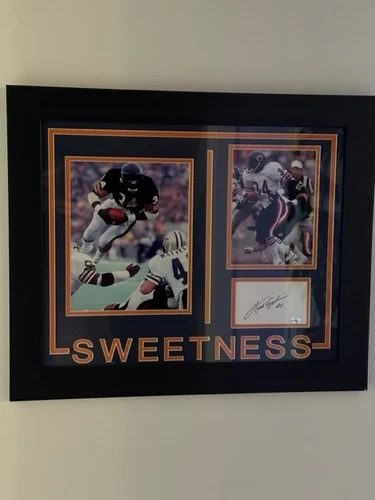 Walter Payton Signed Framed 16x20 Photo Display Bears Celebrity Appearances