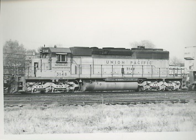 #ad Union Pacific 3000hp DRS SD40 #3148 West Chicago IL Train Photo $6.50