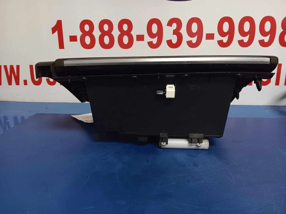 09 10 11 12 13 Guantera INFINITI SERIE FX Foto 4 de 4