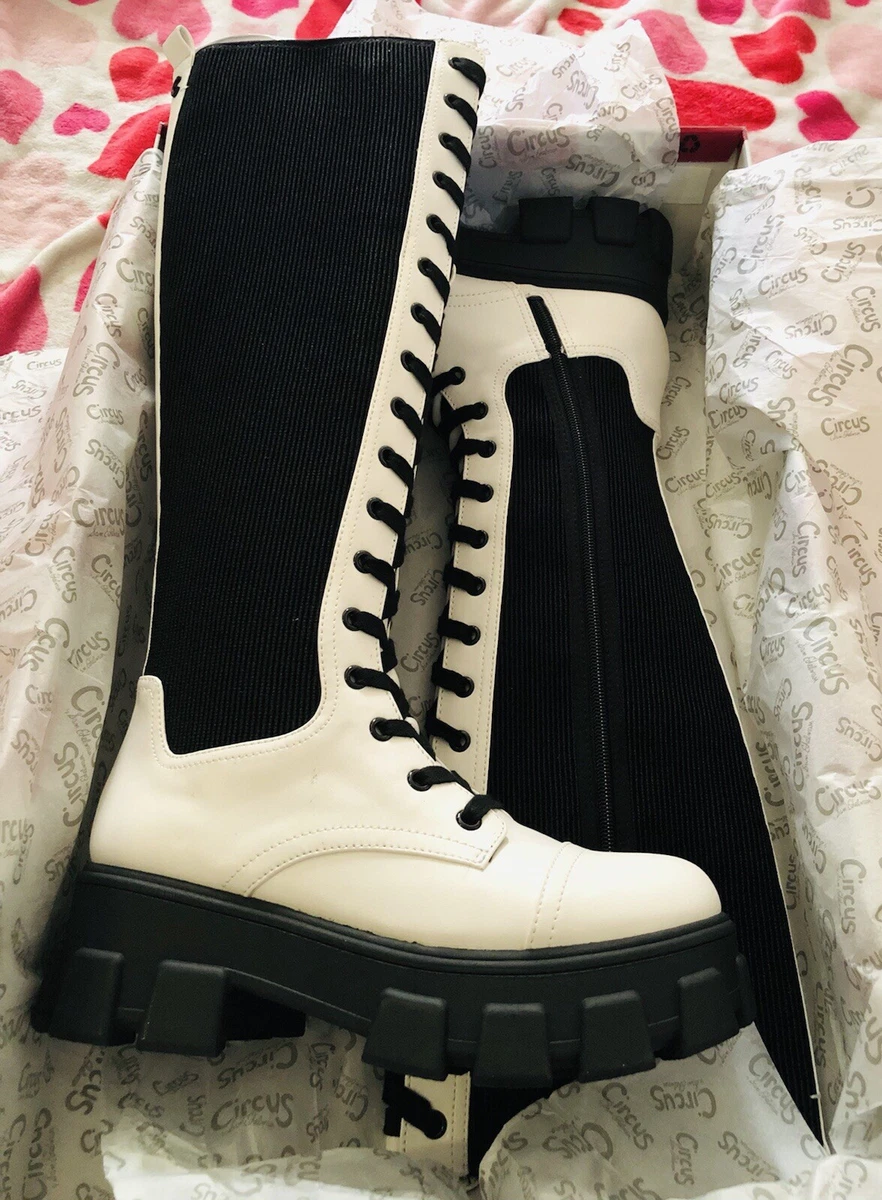 Circus by Sam Edelman Women s Dinah Lace Up Lug Sole Combat Boots