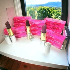 MARY KAY ~ Signature creme cream Lipstick ~ Choose your shade 