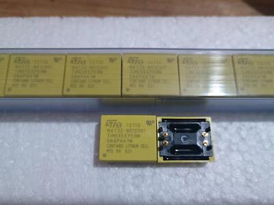 1 PZ M4T32-BR12SH1 IC Componente Elettronico - Nuovo, Codice #98/7