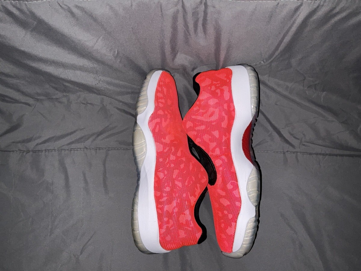 jordan future low pink camo
