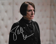 * PATTI LUPONE * signed 8x10 photo * PENNY DREADFUL * COA