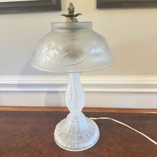 Lalique Style Art Deco Frosted Glass Lamp Floral Relief Shade Brass Fini
