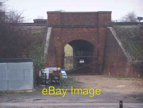 Photo 6x4 Railbridge over farm track Breach Within Colourpacks Nursery on c2008 - Afbeelding 1 van 1