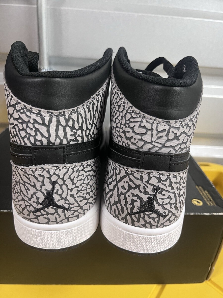 Nike Air Jordan 1 High Retro Un-Supreme Cement Elephant Nike Air Jordan 1 High Retro Un-Supreme Cement Elephant