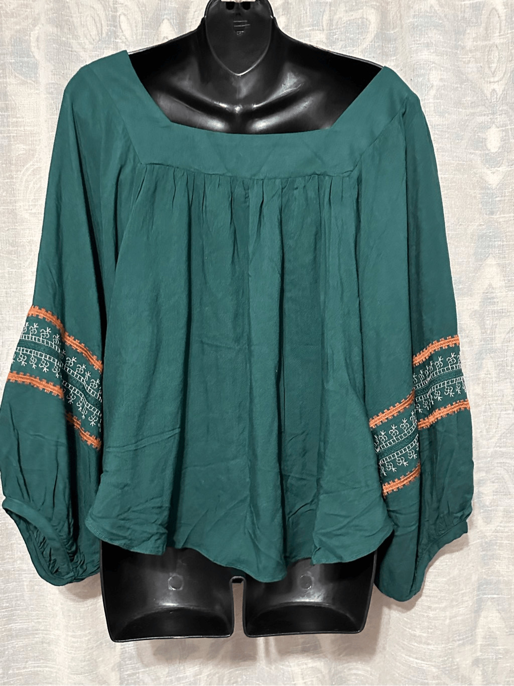 Nice Chrysanthemum Border Crossover size medium b… - image 5