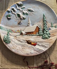 VINTAGE 1980 Byron Molds Winter Scene Plate Snowy Countryside Christmas Church