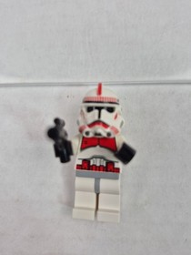 Lego Star Wars Minifigure: Clone Shock Trooper sw0091 [7655] Crack On Arm