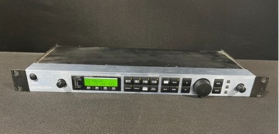 TC Helicon Voiceworks Multi-Effects Harmonizer
