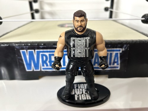 WWE Kevin Owens Wrestling Figure Mattel Retro Lege...