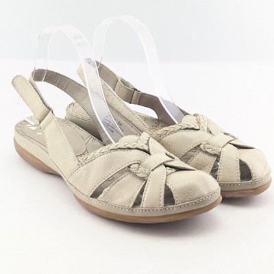 baretraps closed toe sandals