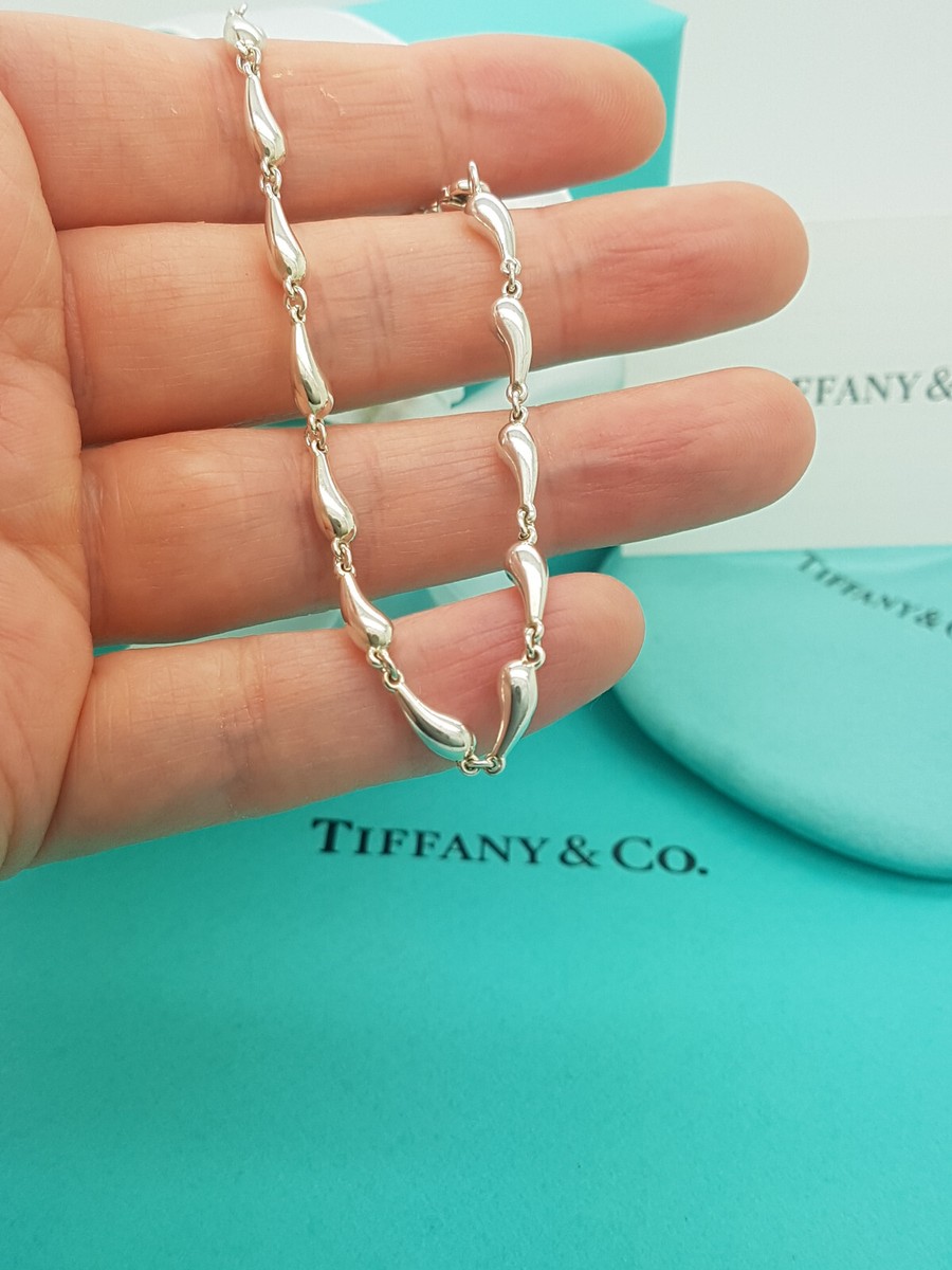 Tiffany & Co. RARE Silver Elsa Peretti Teardrop link 7.25