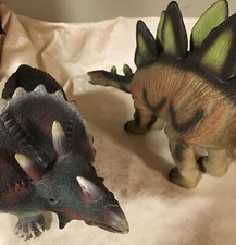 TWO 2 2008/12 Soft Rubber Stegosaurus  Triceratops Dinosaurs Toys R Us Read 