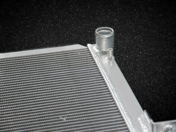 3 Row Radiator For 2005-2014 Ford Mustang GT 3.7 4.0 4.6 5.0 V6 V8 GAS ...