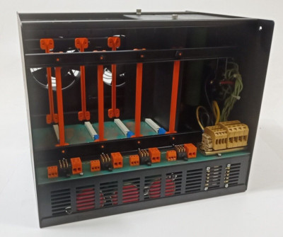 Elge AZM-R4/A Servocontroller Rack AZM-R4/A