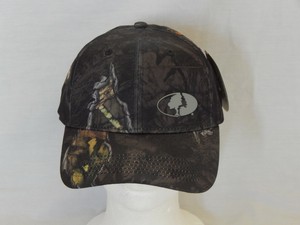 black mossy oak hat
