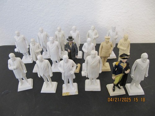 Presidential Portrait Set Plastic Figurines (18)