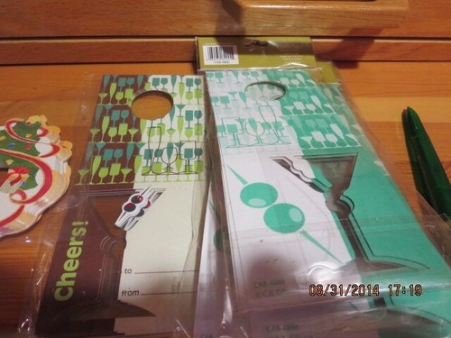 48 CHRISTMAS WINE TAGS/PLACE CARD SETTINGS & 36 WINE BOTTLE TAGS---#R10-5/6 - Picture 24 of 24