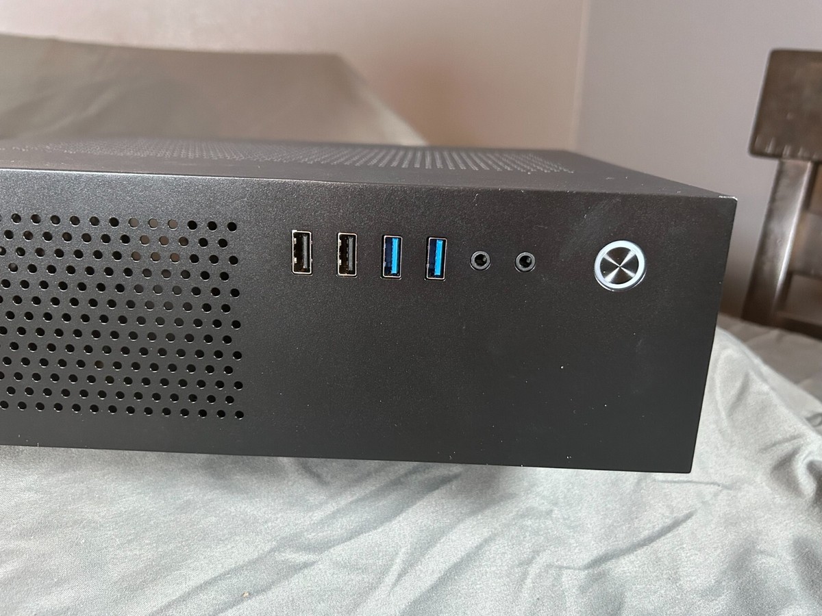 Dewedrt SKTC A10 Mini Desktop HTPC Computer Case for