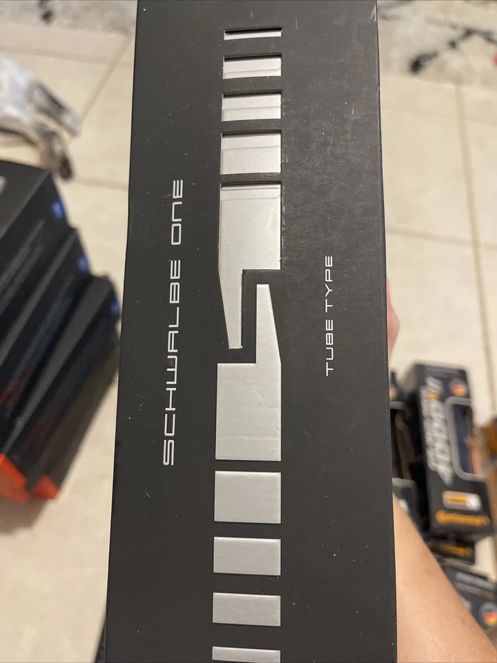 Neumático Schwalbe One - 700 x 25, cubierta, plegable, negro, línea Performance, Addix Foto 3 de 3