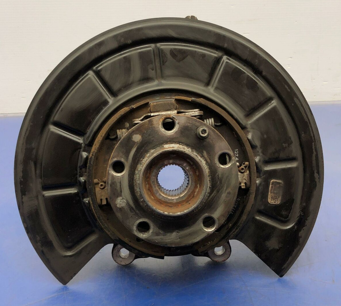 2013 - 2016 MASERATI QUATTROPORTE M156 OEM REAR LEFT SPINDLE KNUCKLE HUB BEARING