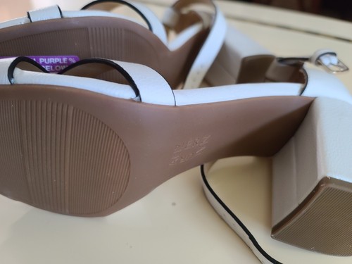 shoes that look good with maxi dresses