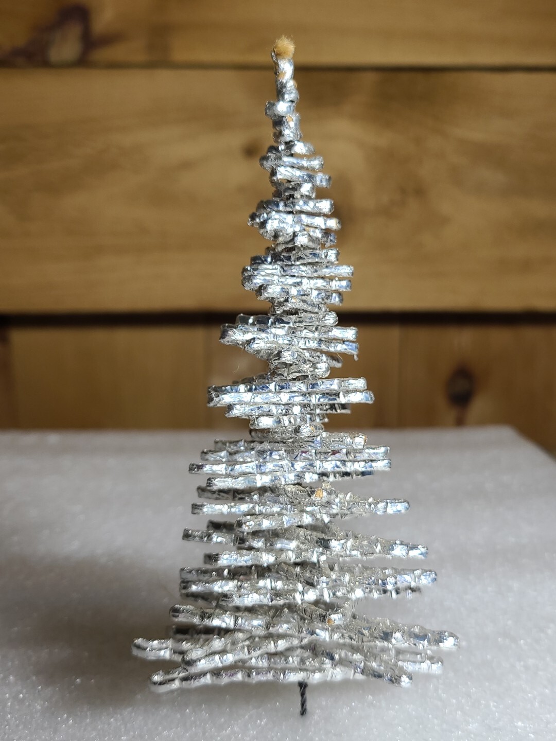 4 VTG 1950’s GERMAN SILVER FOIL TINSEL CHRISTMAS TREES, 1 WITH METAL